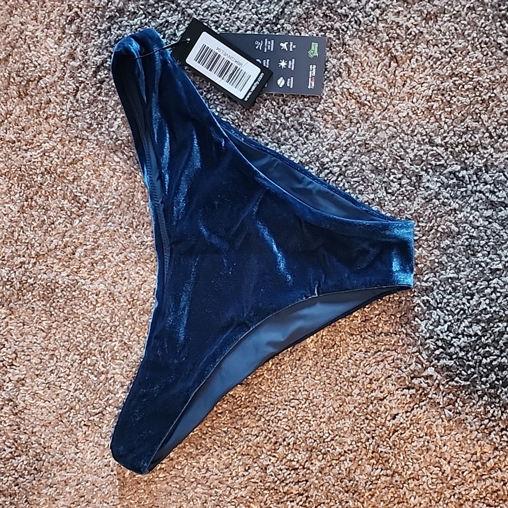 VETCHY bikini velvet bottoms